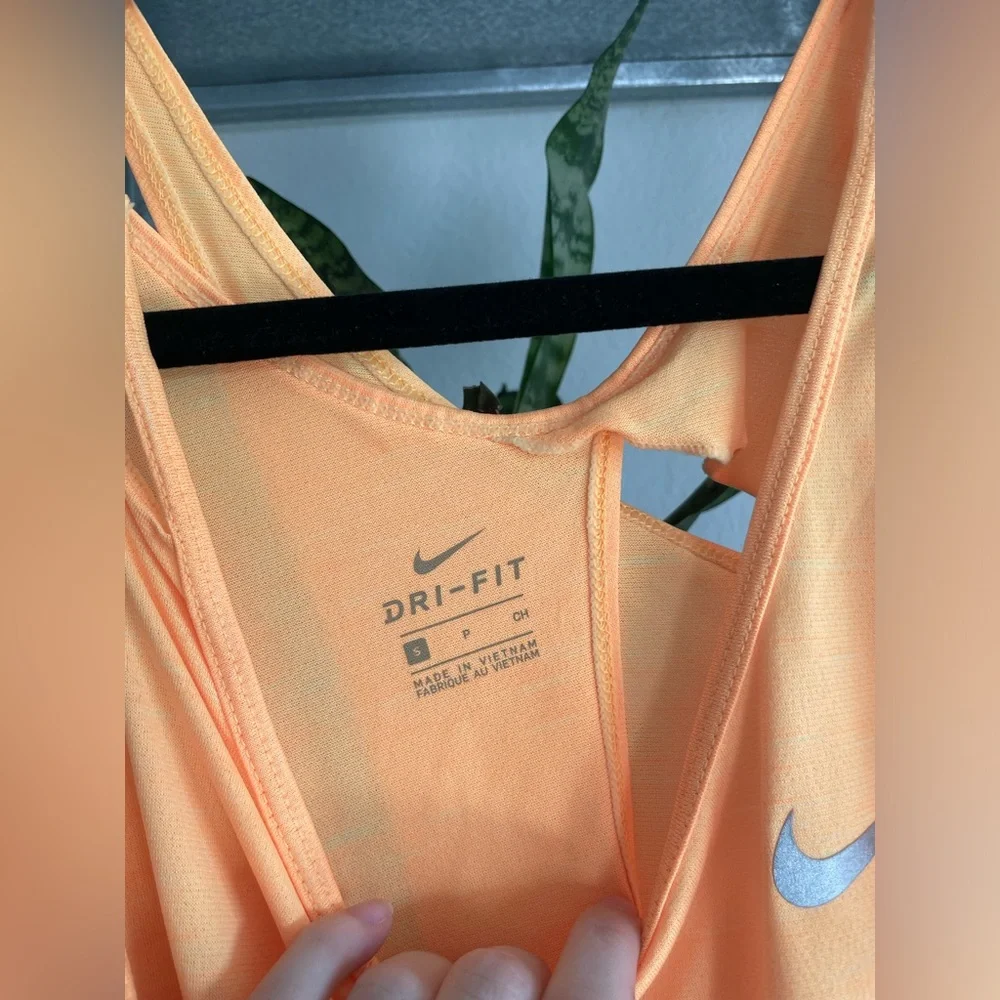 Nike bright orange dry fit  tank top - Picture 3 of 3